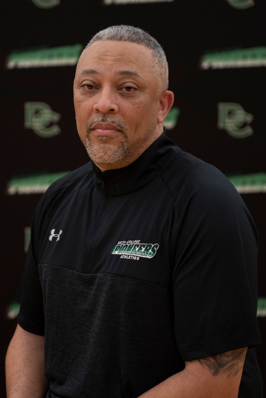 Q&A with Coach Vincent Turner from the Men’s Basketball team