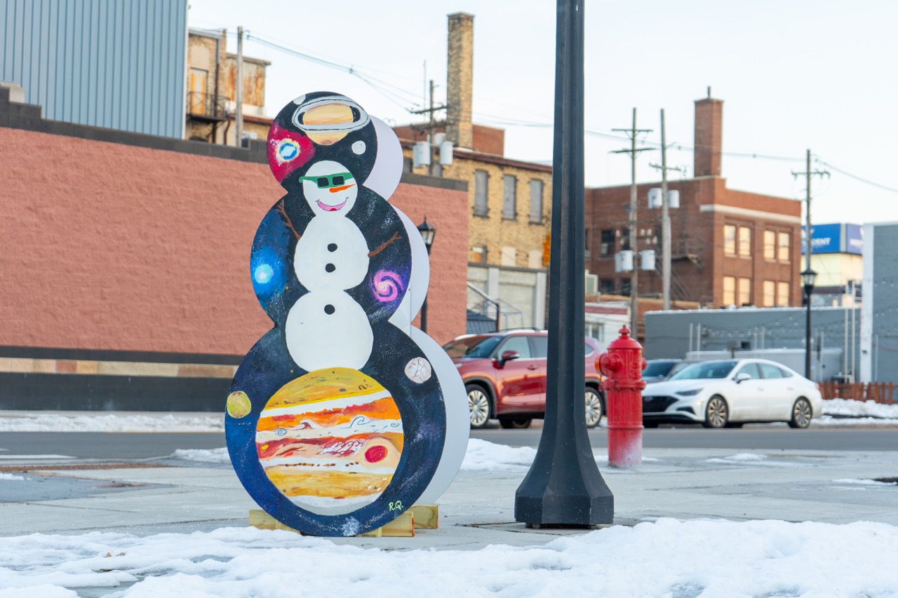 Downtown Bay City holds its first Snowman Festival
